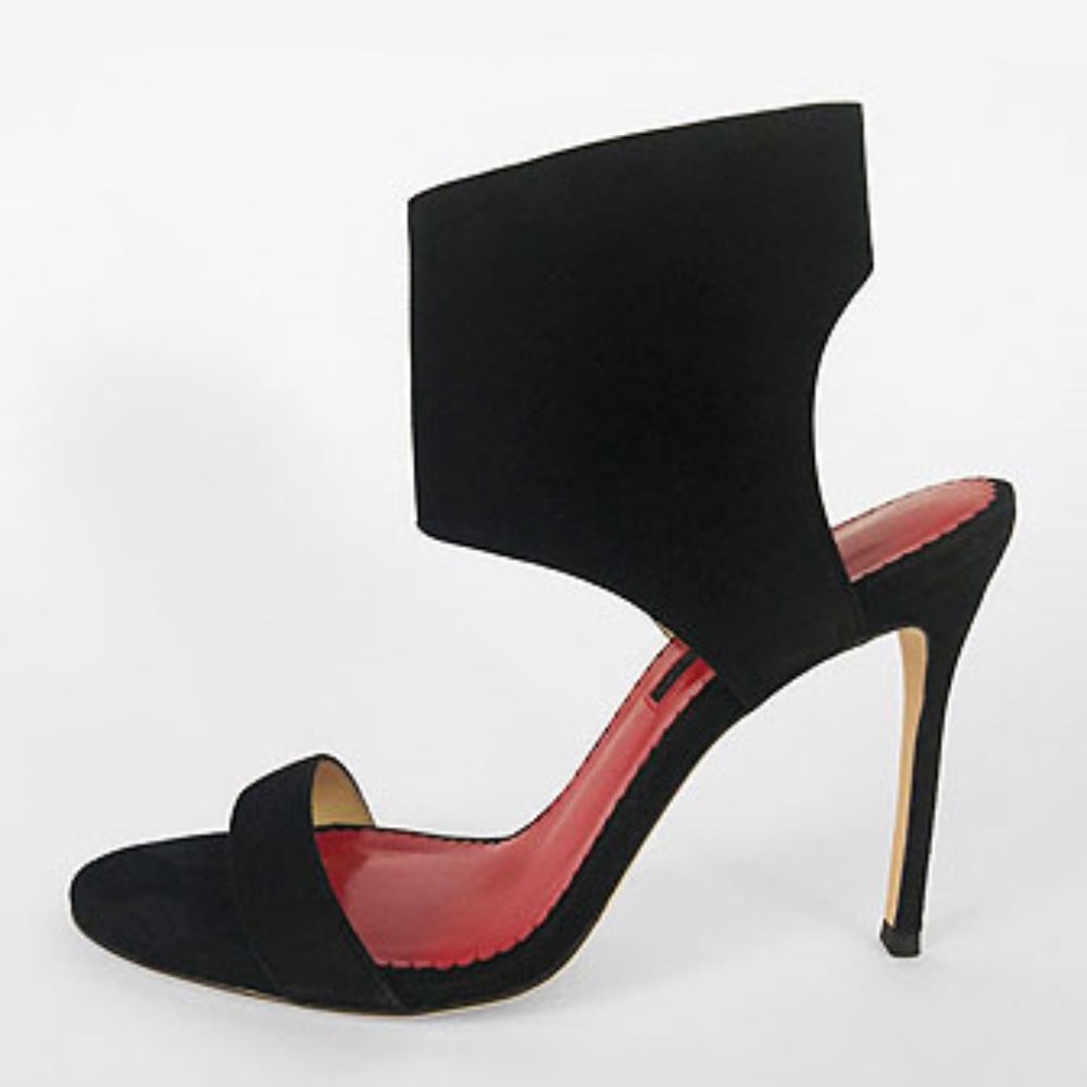 Carolina Herrera Suede High Heel Black Shoes - Picture 2 of 7